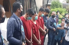 BNNP Kepri Gerebek Pabrik...