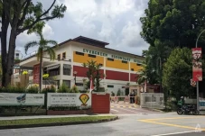 Sekolah di Singapura...