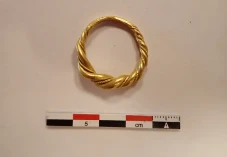 Harta Karun Viking Tercecer...
