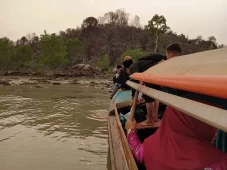 Kisah Siswa di Pulau...