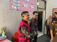 Korupsi Dana Desa Rp475...