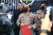 Polisi Ingatkan Pengacara...