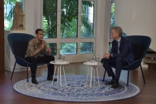 Nadiem Bertemu Menteri...