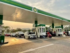 BP-AKR Resmikan Dua...