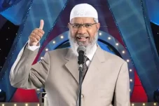 Zakir Naik Jawab Mengapa...