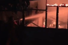 Gudang Kabel di Makassar...