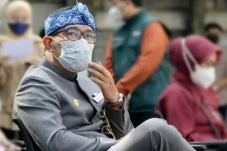 Ridwan Kamil Kritik...
