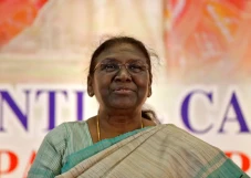Presiden Pertama India...