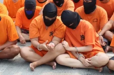 Terdesak Kebutuhan Ekonomi,...