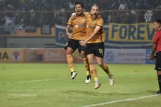 Bhayangkara FC Enggan...