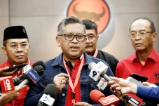 Dua Kader PDIP DPO KPK,...