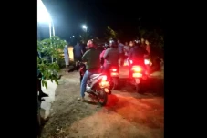 Detik-detik Penggerebekan...
