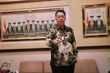 Anggota Dewan Pakar...