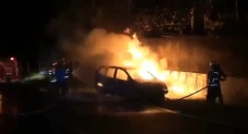 Minibus Terbakar di...