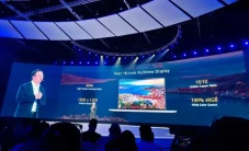 6 Keunggulan HUAWEI...