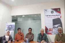 Webinar di Kampus hingga...