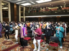 Kesempatan Terakhir,...