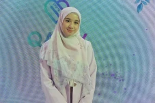 Berhijrah, Laudya Cynthia...