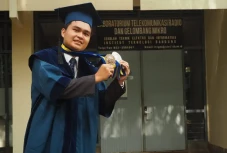 William, Wisudawan Terbaik,...