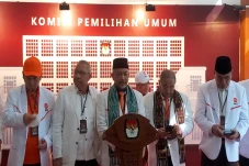 Daftar ke KPU, PKS Turut...