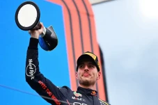 Dominasi Podium Duo...
