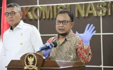 Periksa Semua Ajudan...