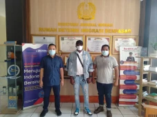 Bangkrut dan Tipu Wanita...
