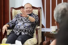 Ketua DPD RI Ingatkan...
