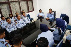 Liberti Minta Pegawai...