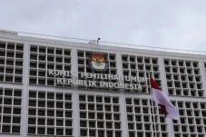 KPU Segera Klarifikasi...
