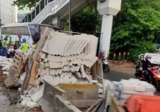 Kronologi Truk Hebel...
