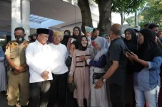 Sambut Kedatangan Jamaah...