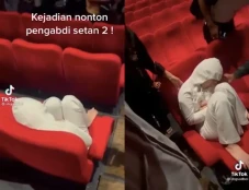 Viral! Wanita Ini Ketiduran...