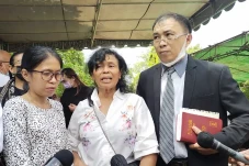 Istri Ungkap Eddy Gombloh...