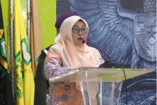 Kasus Pemaksaan Jilbab,...