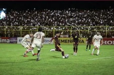 PSM Makassar dan Persija...