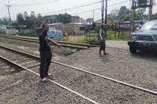 Cara Mengatasi Mobil...