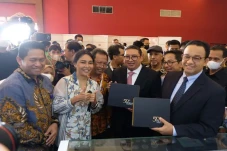 Keren! Peruri Pamerkan...