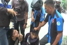 Menegangkan! Tim Paus...