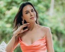 Sophia Latjuba Ulang...