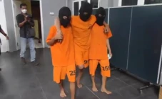 Ngeri! Kawanan Geng...