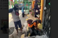 Ratusan Laskar Pelangi...