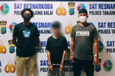Jual Sabu, Remaja di...