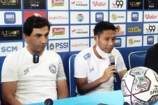 Bintang Timnas Kritik...