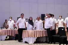 Bupati Luwu Utara Hadiri...