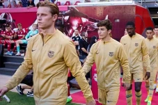 Frenkie De Jong Dikecam...