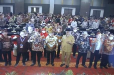 Tutup Rakernas Apeksi,...