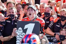 Aleix Espargaro Waspadai...