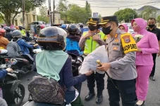 Peringati Hari Polwan,...