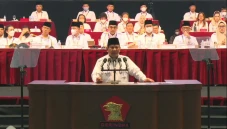 Prabowo Sapa Riza Patria...